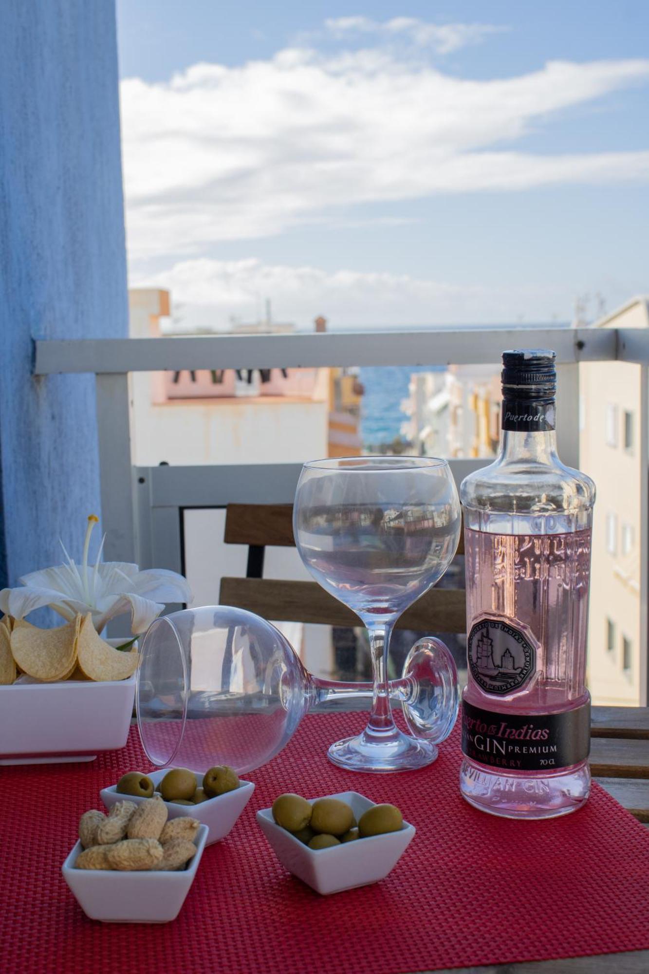 Puesta De Sol Rentals 2Aj Playa de San Juan  Dış mekan fotoğraf
